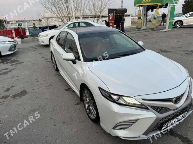 Toyota Camry 2018 - 423 000 TMT - Aşgabat - img 3