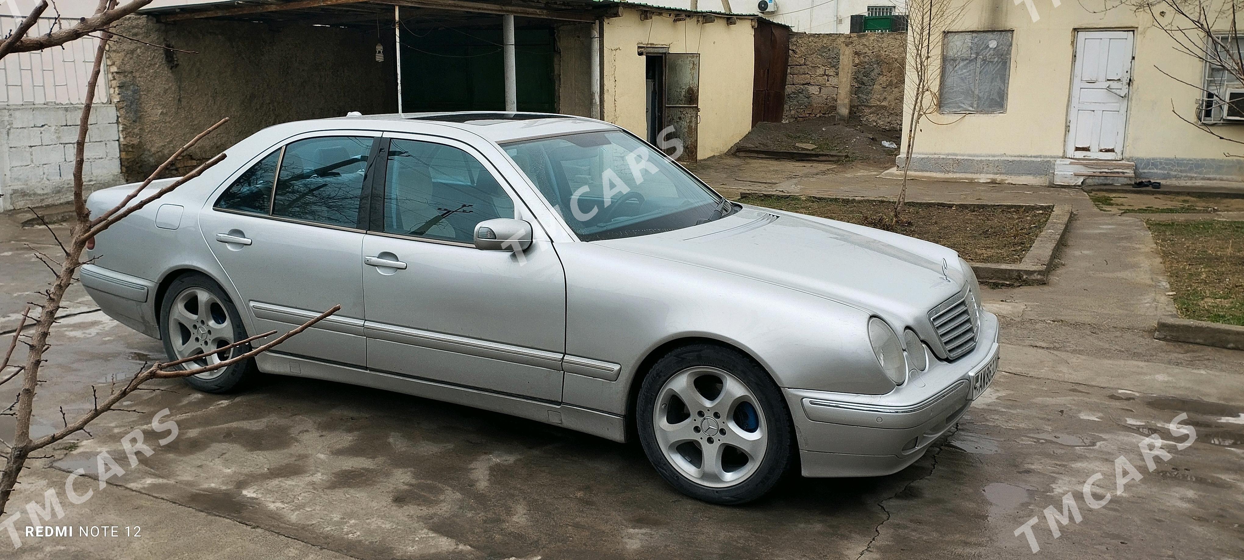 Mercedes-Benz E320 2002 - 118 000 TMT - Бузмеин - img 2