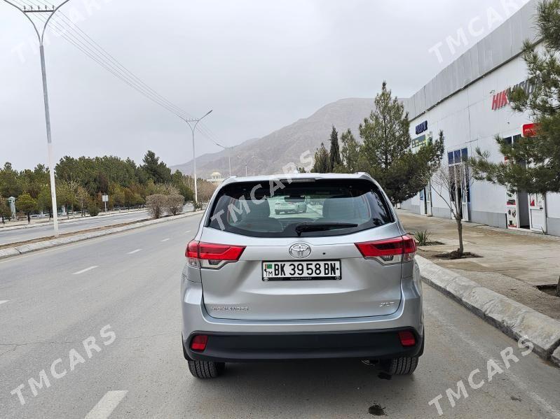 Toyota Highlander 2019 - 450 000 TMT - Балканабат - img 3