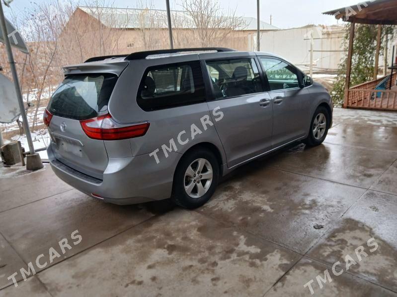 Toyota Sienna 2016 - 315 000 TMT - Шабатский этрап - img 2