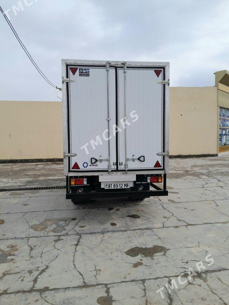 Isuzu Elf 1997 - 220 000 TMT - Мары - img 4
