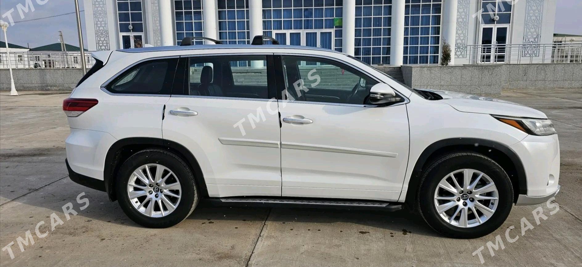 Toyota Highlander 2017 - 440 000 TMT - Daşoguz - img 2