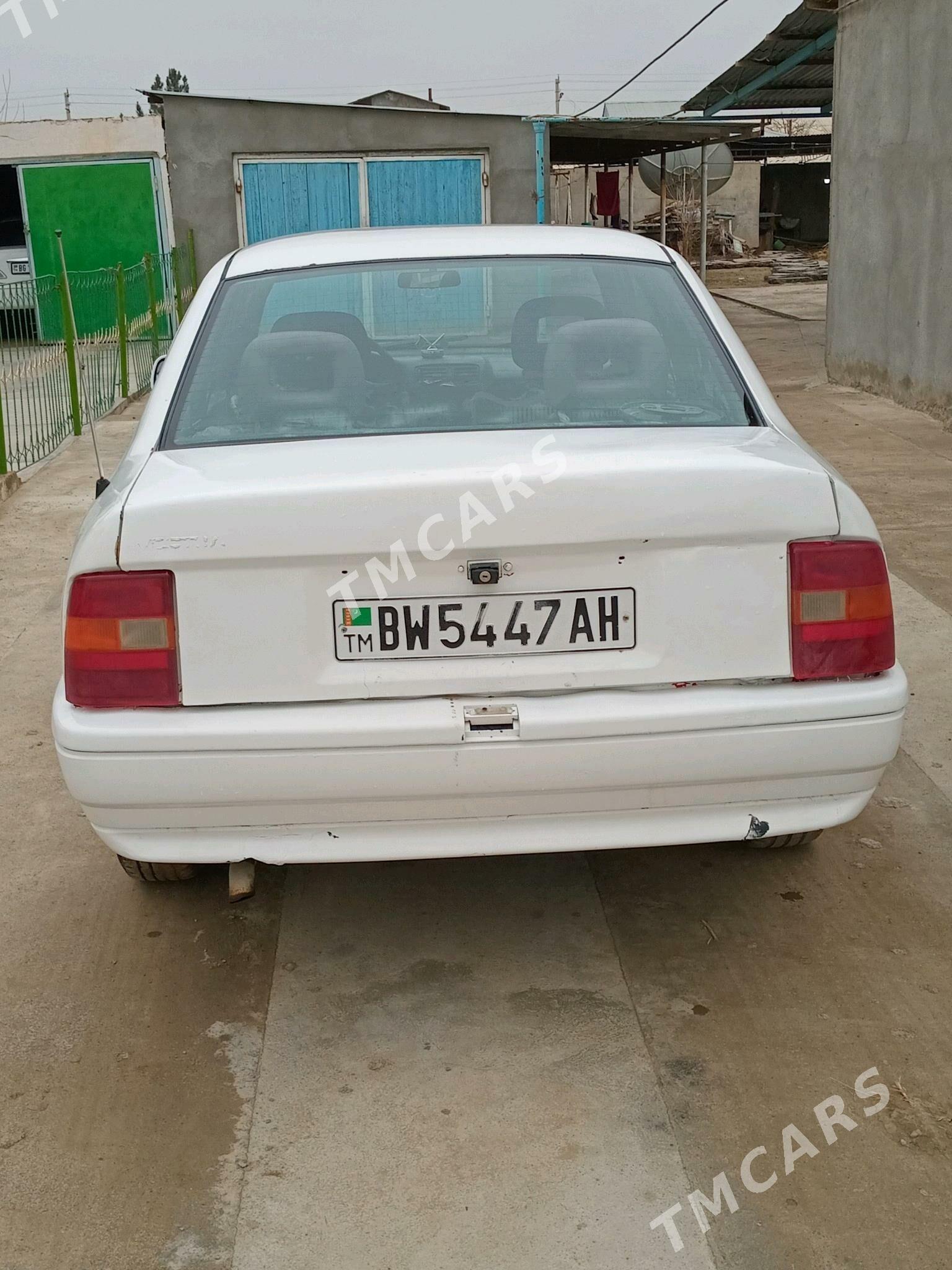 Opel Vectra 1991 - 27 000 TMT - Ак-Бугдайский этрап - img 3