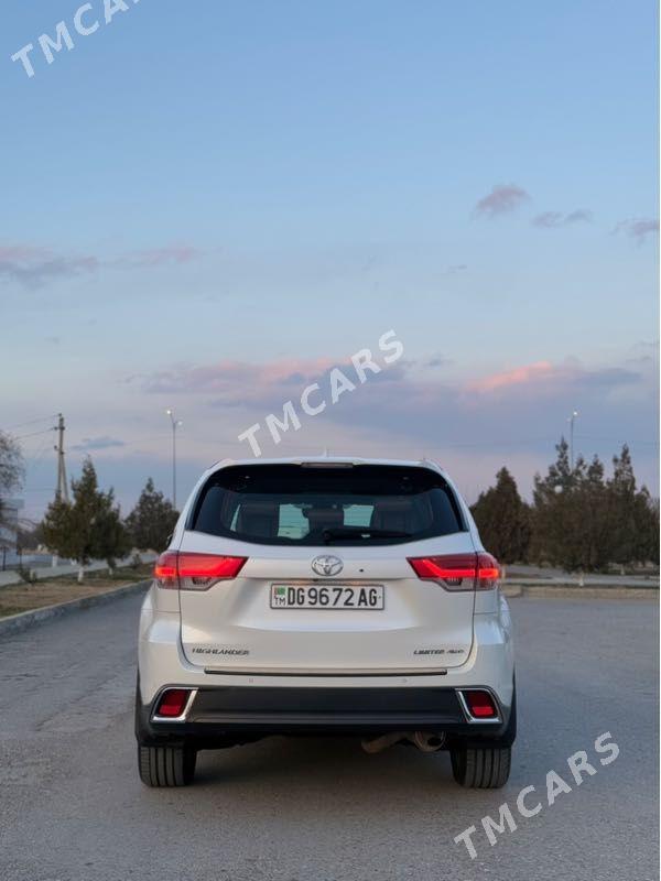 Toyota Highlander 2017 - 650 000 TMT - Aşgabat - img 5