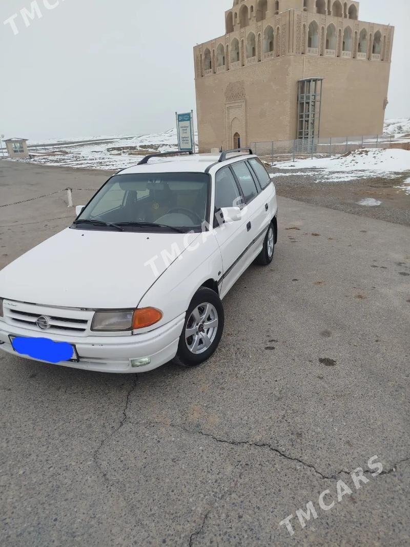 Opel Astra 1992 - 50 000 TMT - Mary - img 3