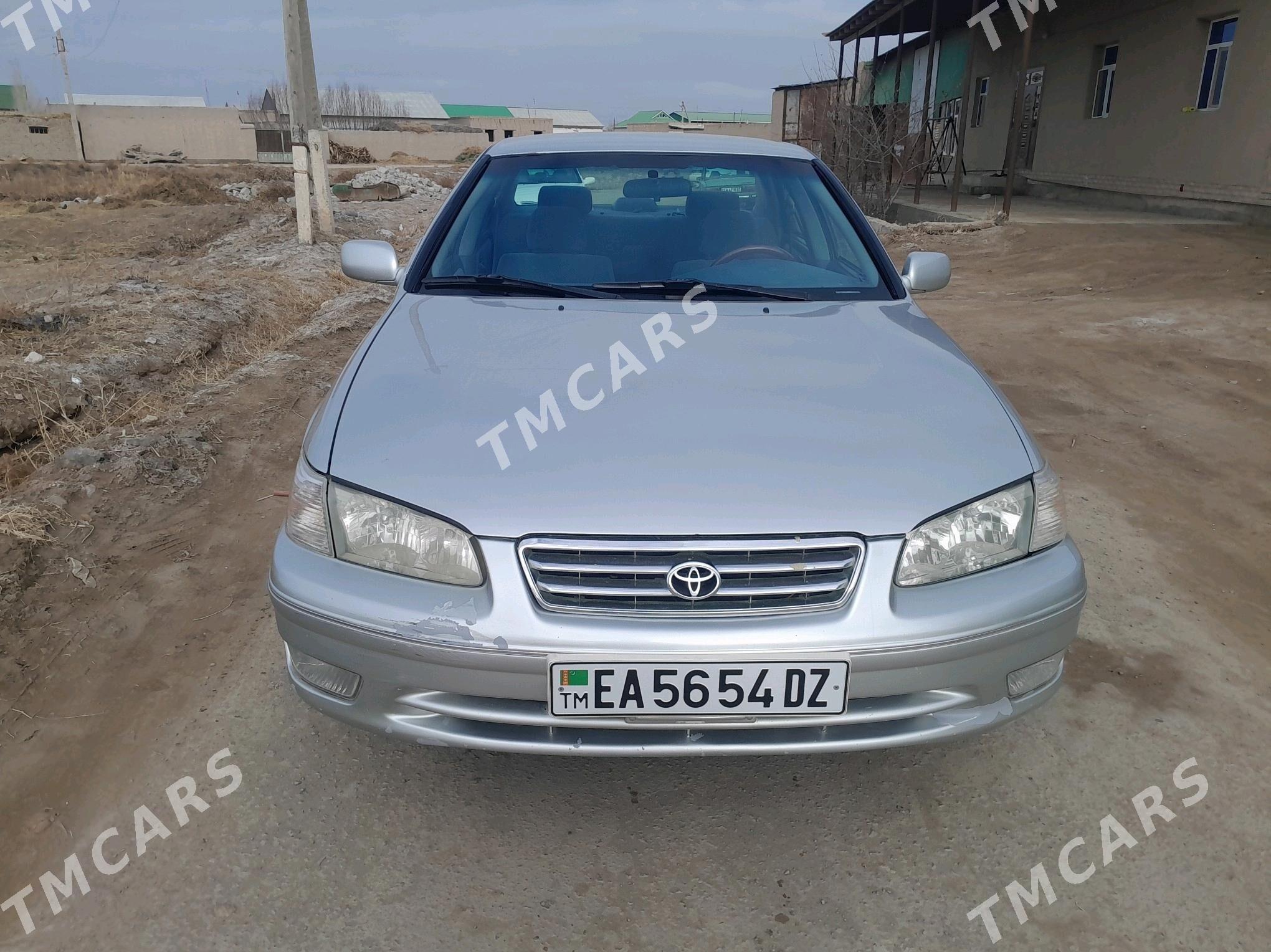 Toyota Camry 2000 - 150 000 TMT - Кёнеургенч - img 2