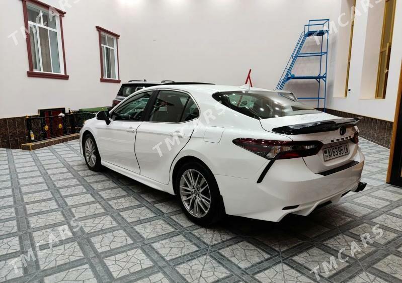 Toyota Camry 2022 - 320 000 TMT - Туркменабат - img 3