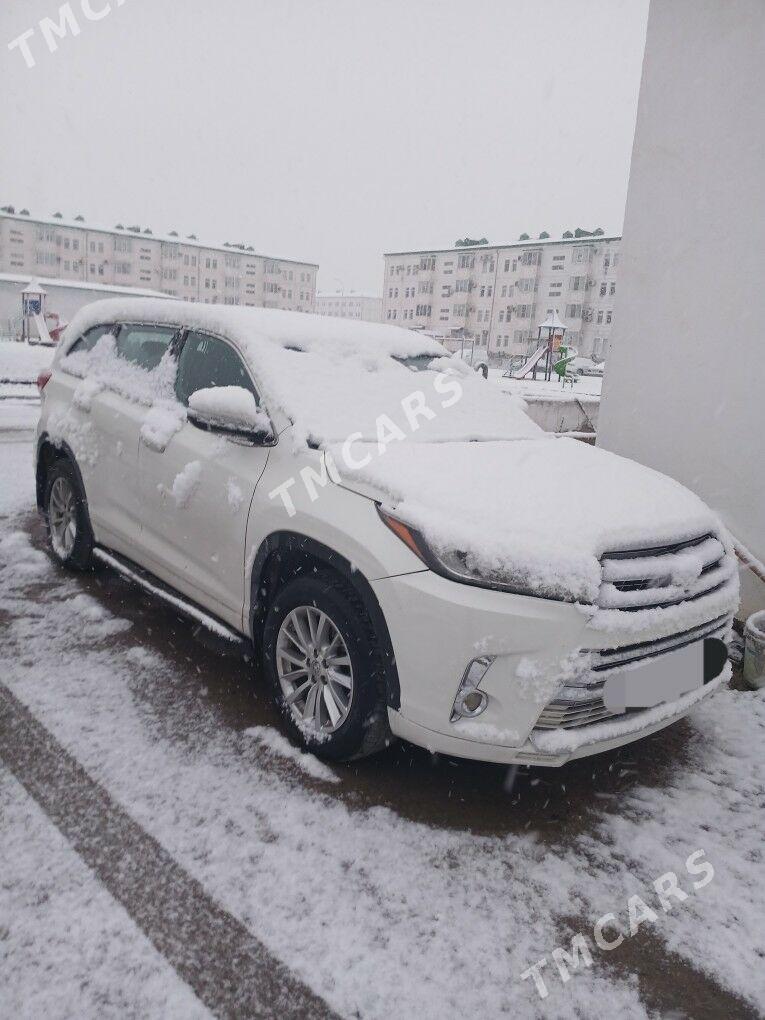 Toyota Highlander 2017 - 460 000 TMT - Анев - img 2