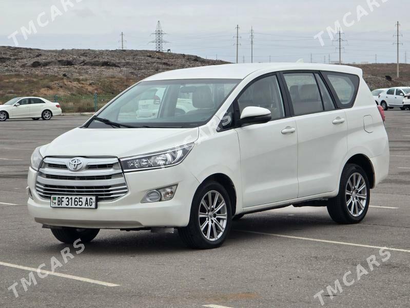 Toyota Innova 2019 - 240 000 TMT - Ашхабад - img 6