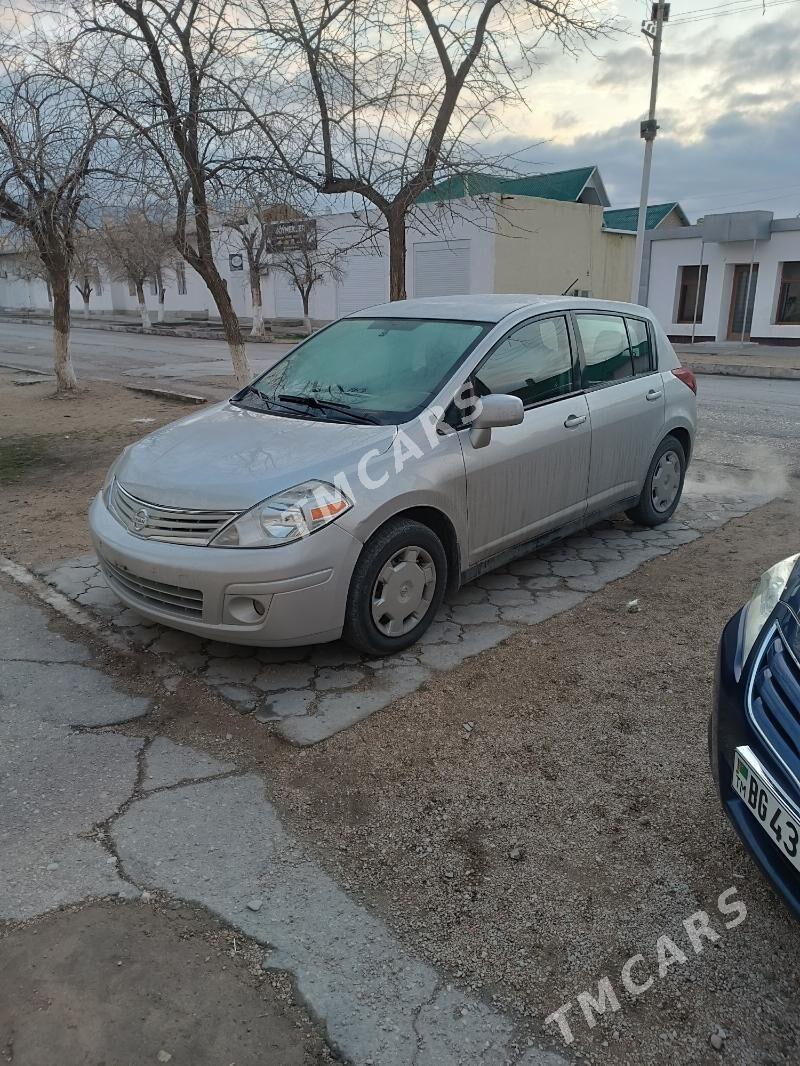 Nissan Versa 2012 - 87 000 TMT - Балканабат - img 2