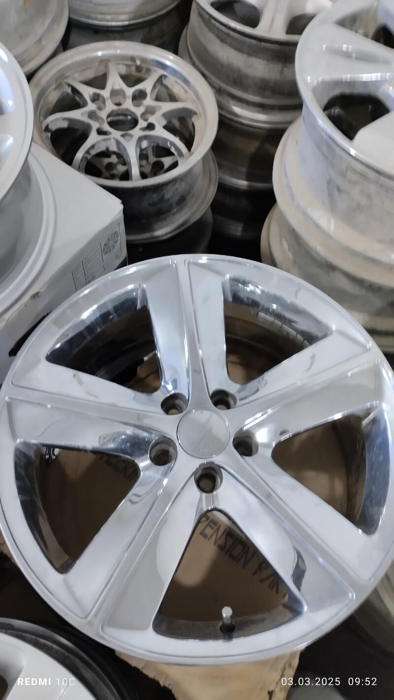 hrom disga r17 karolla 2 000 TMT - Туркменабат - img 2