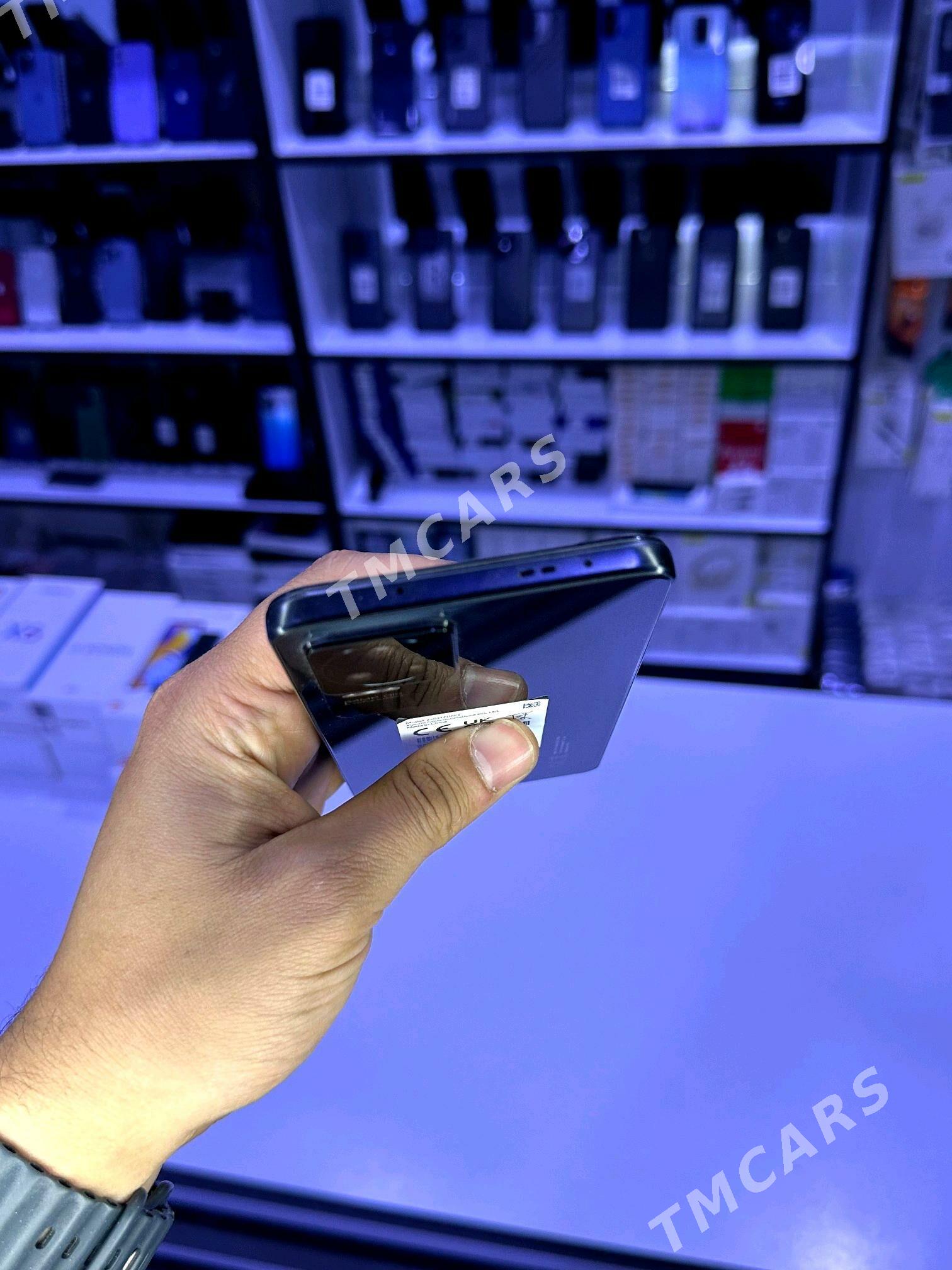 mi poco f4 8/256gb - Мары - img 1