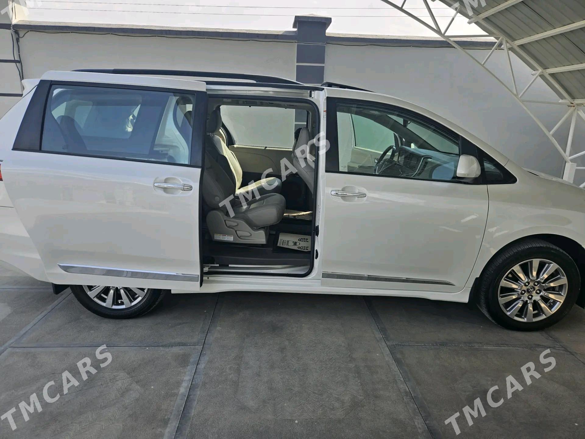 Toyota Sienna 2019 - 390 000 TMT - Baýramaly - img 7