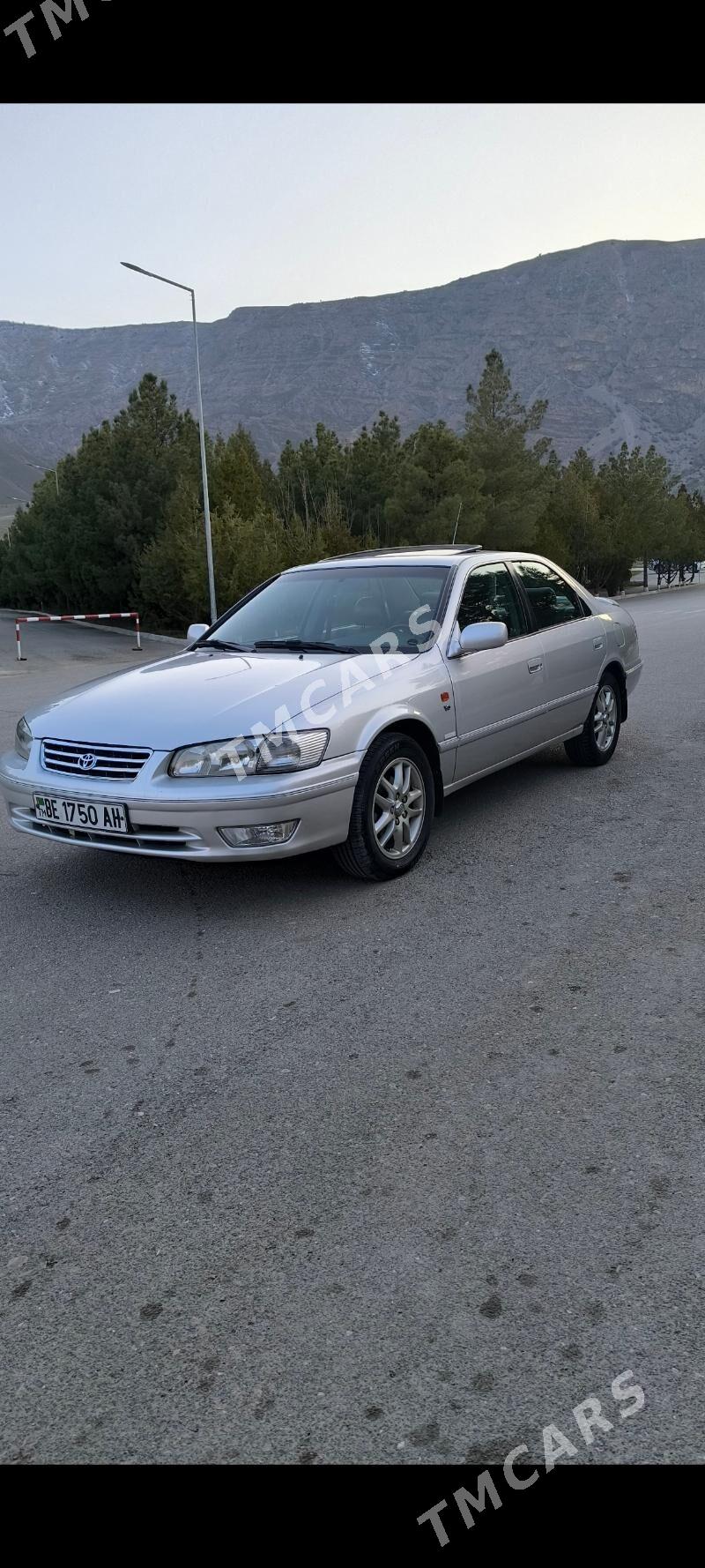 Toyota Camry 2001 - 159 000 TMT - Bäherden - img 2