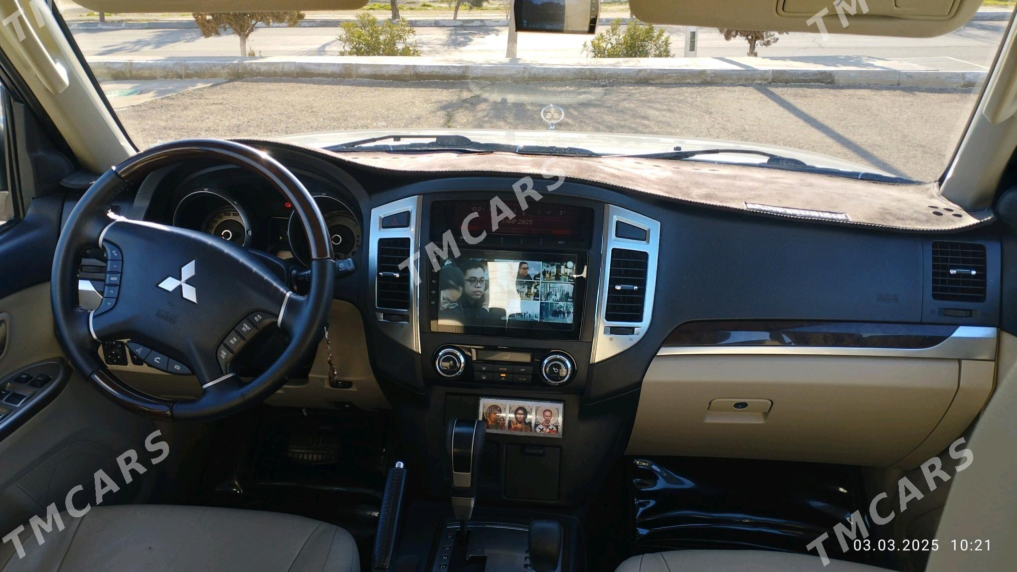Mitsubishi Pajero 2015 - 335 000 TMT - Türkmenbaşy - img 7