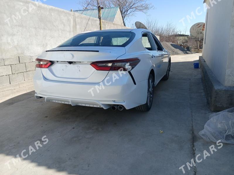 Toyota Camry 2021 - 255 000 TMT - Aşgabat - img 3