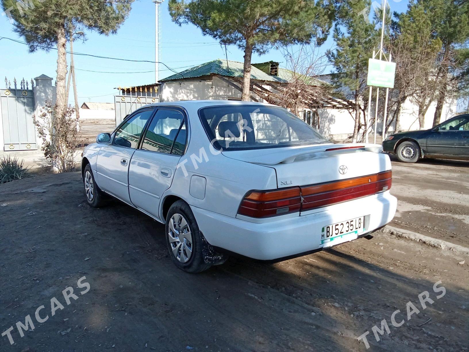 Toyota Corolla 1994 - 40 000 TMT - Saýat - img 5