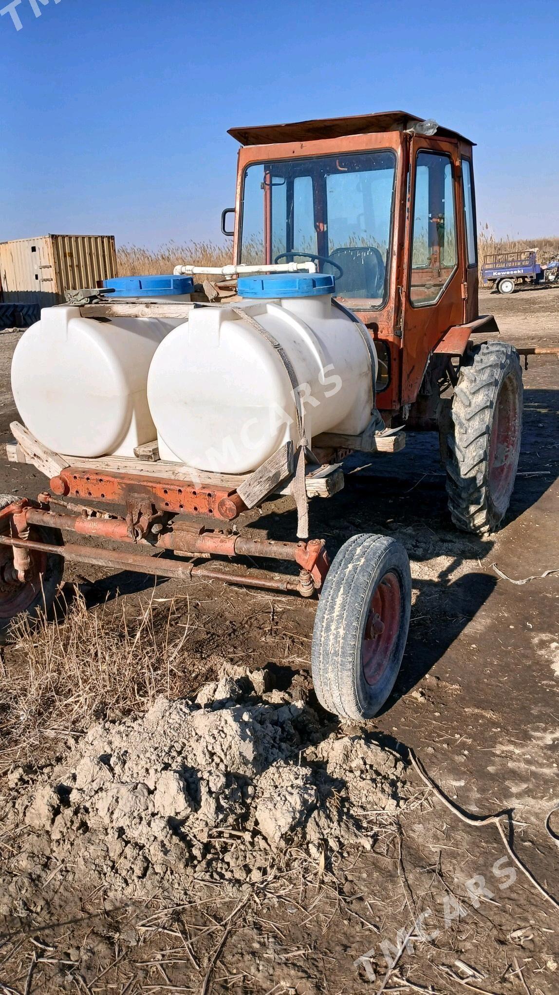 MTZ 80 1988 - 30 000 TMT - Ак-Бугдайский этрап - img 1