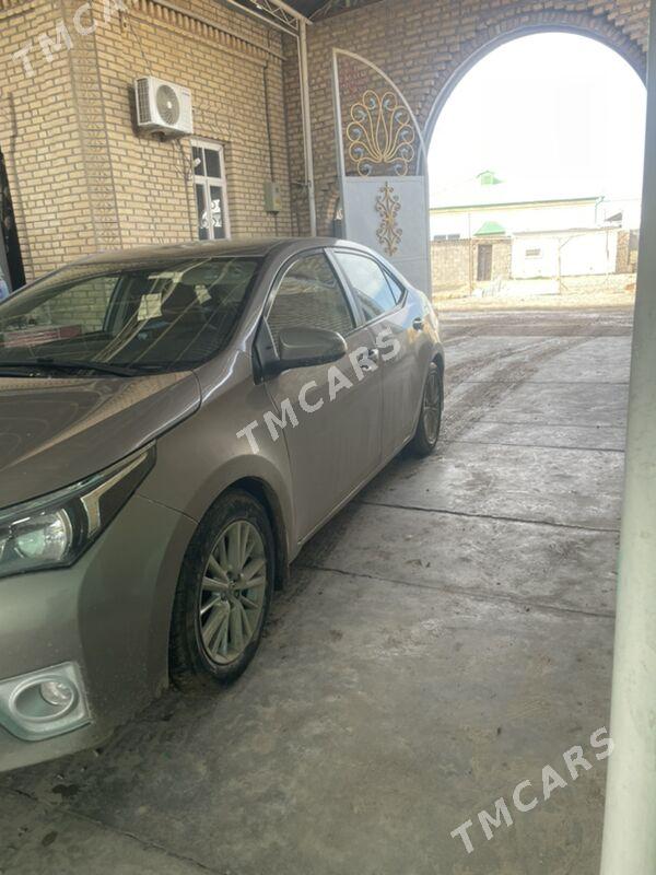 Toyota Corolla 2016 - 200 000 TMT - Мары - img 2