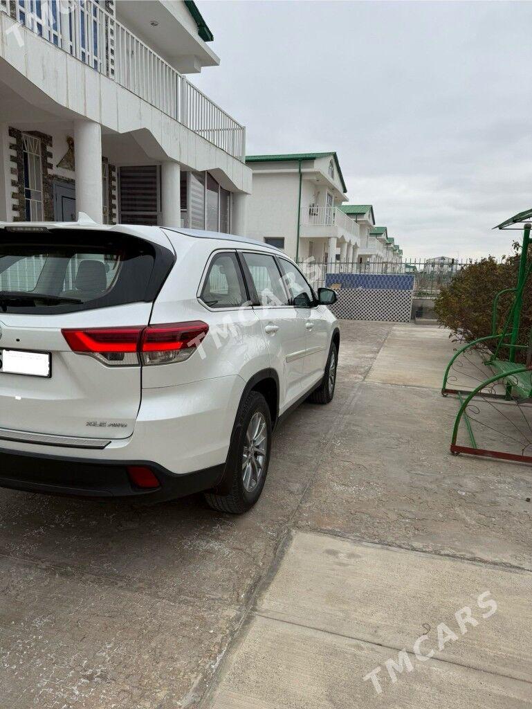 Toyota Highlander 2019 - 500 000 TMT - Täze zaman - img 4