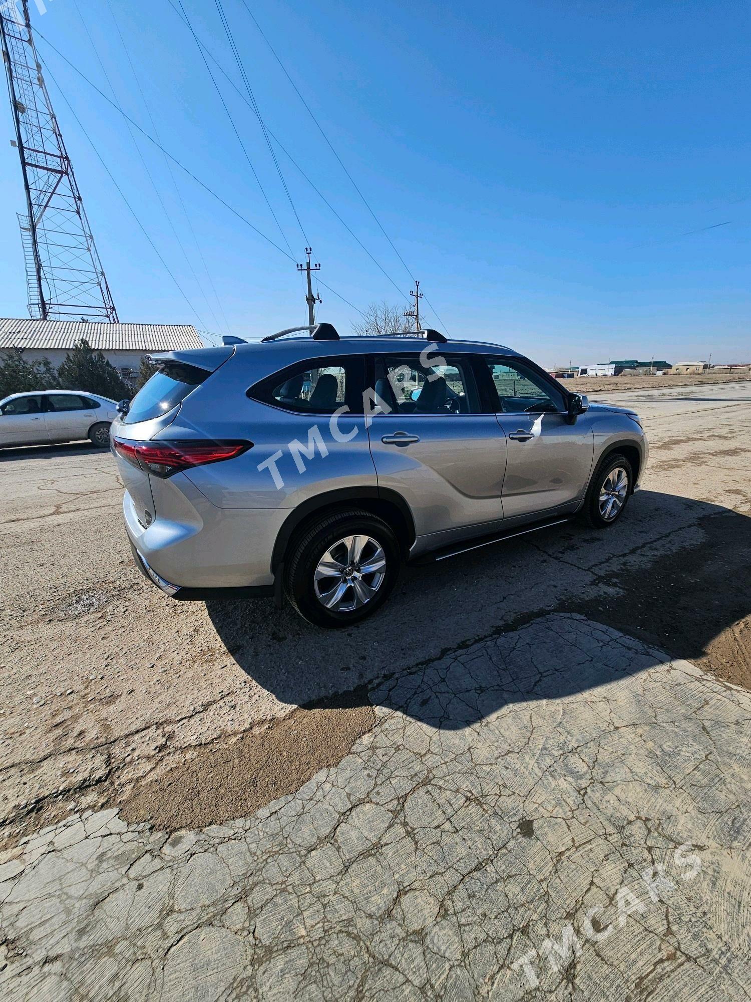 Toyota Highlander 2020 - 500 000 TMT - Sarahs - img 2
