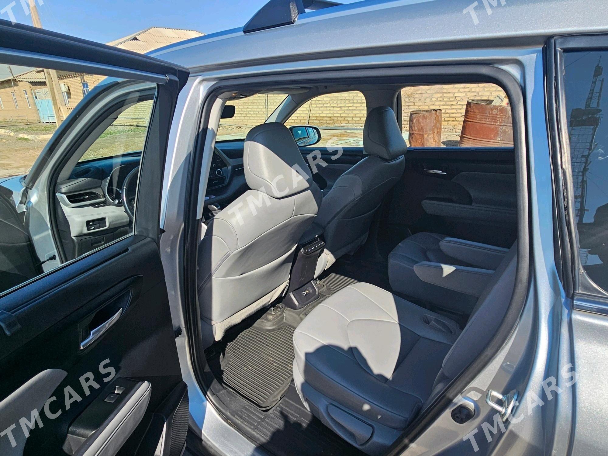 Toyota Highlander 2020 - 500 000 TMT - Sarahs - img 7