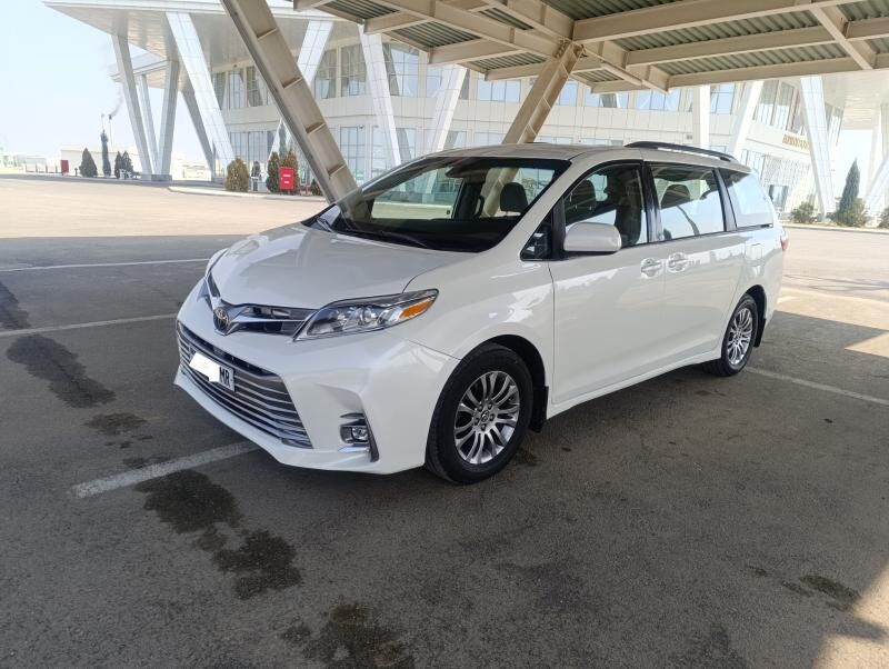 Toyota Sienna 2020 - 370 000 TMT - Мары - img 6