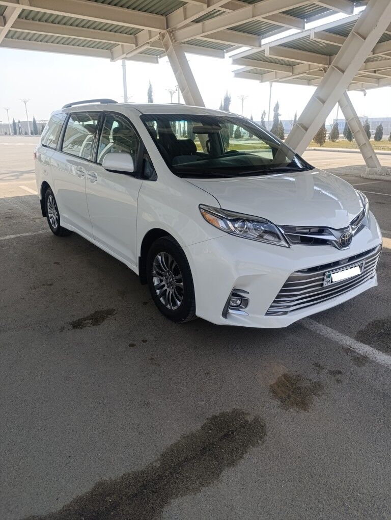Toyota Sienna 2020 - 370 000 TMT - Мары - img 3