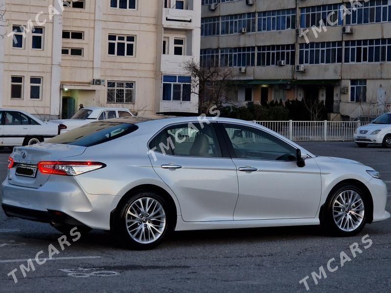 Toyota Camry 2019 - 550 000 TMT - Aşgabat - img 10