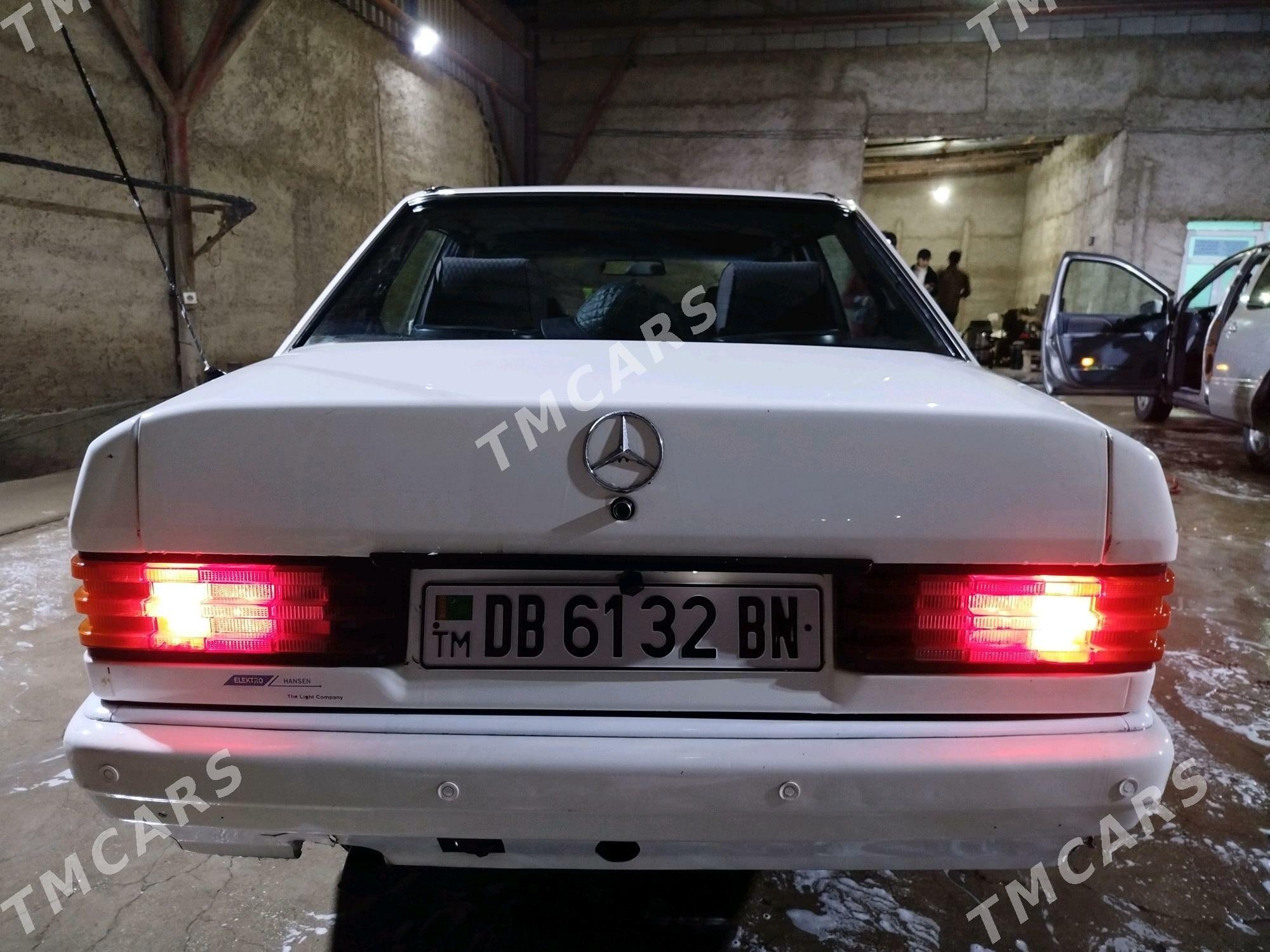 Mercedes-Benz 190-Class 1990 - 20 000 TMT - Гызыларбат - img 3