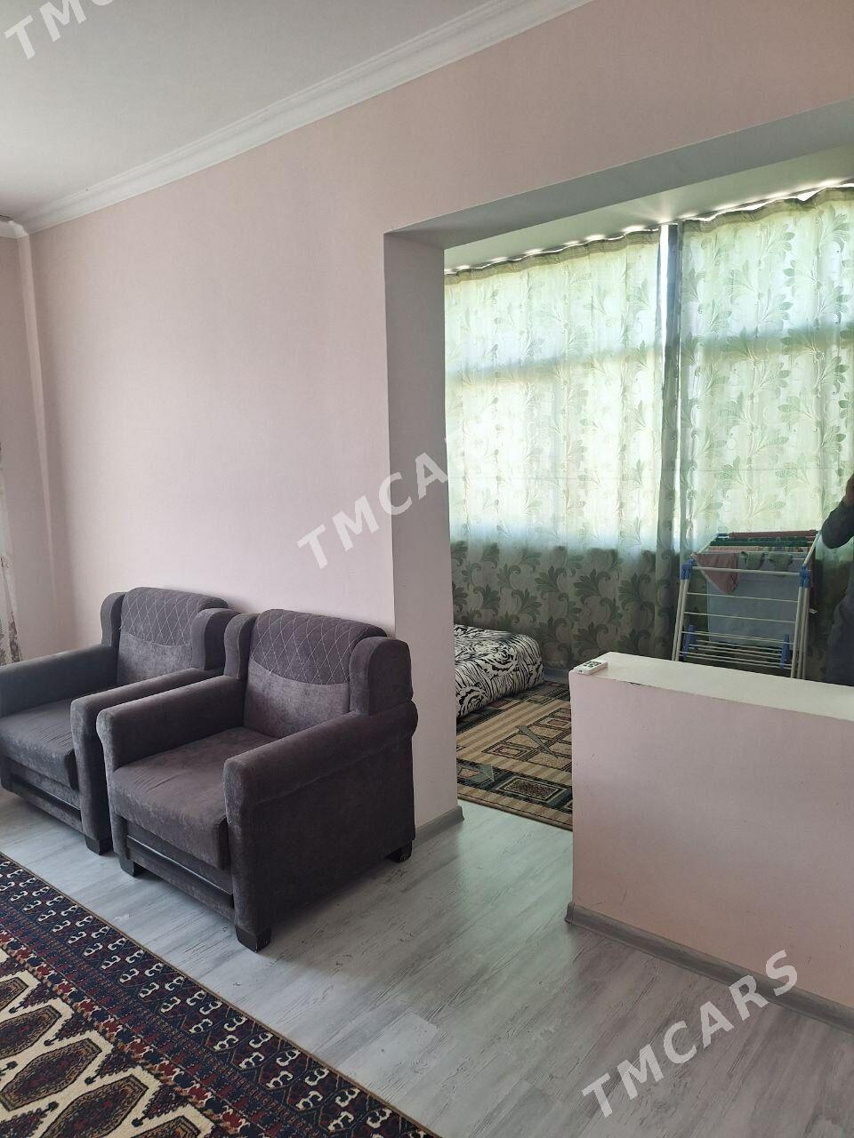 центр 1 комнатная  45м² - Aşgabat - img 3