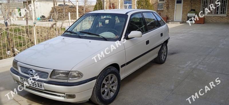 Opel Astra 1993 - 42 000 TMT - Бахарден - img 7