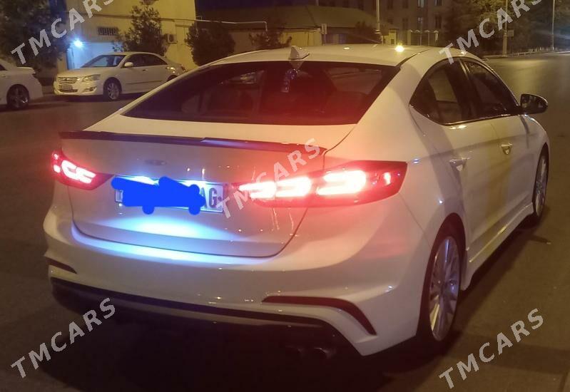 Hyundai Elantra 2017 - 160 000 TMT - Ашхабад - img 7