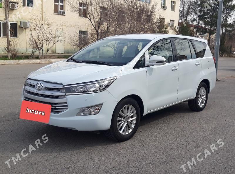 Toyota Innova 2019 - 265 000 TMT - Ашхабад - img 3