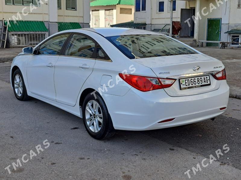 Hyundai Sonata 2010 - 169 000 TMT - Мир 2 - img 4