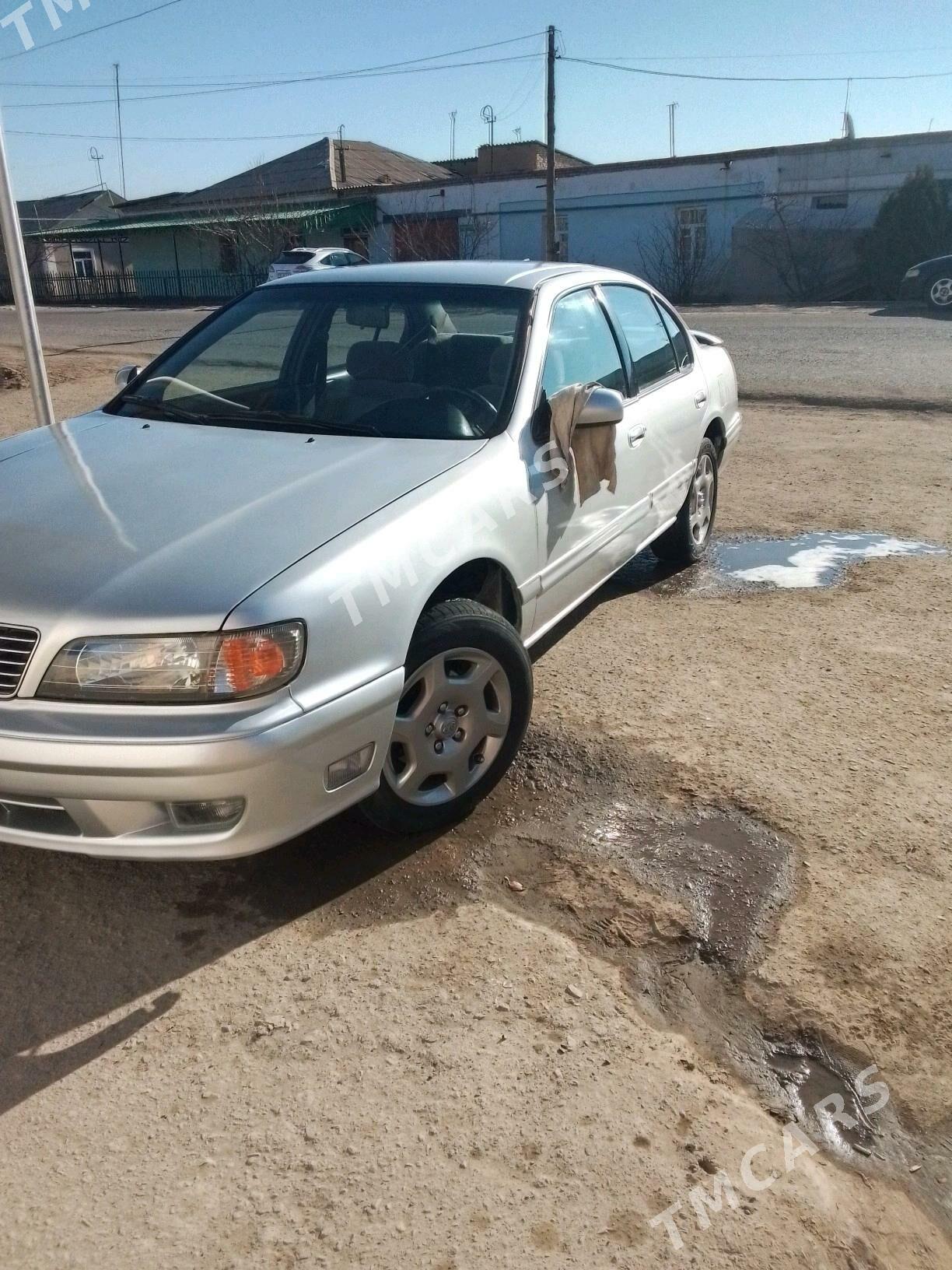 Nissan Maxima 1996 - 55 000 TMT - Дашогуз - img 6