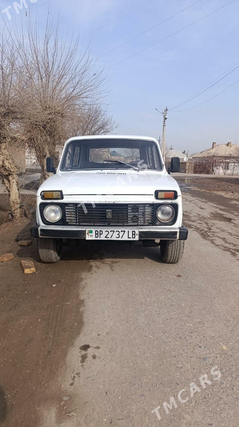 Lada Niva 1993 - 25 000 TMT - Сакар - img 6