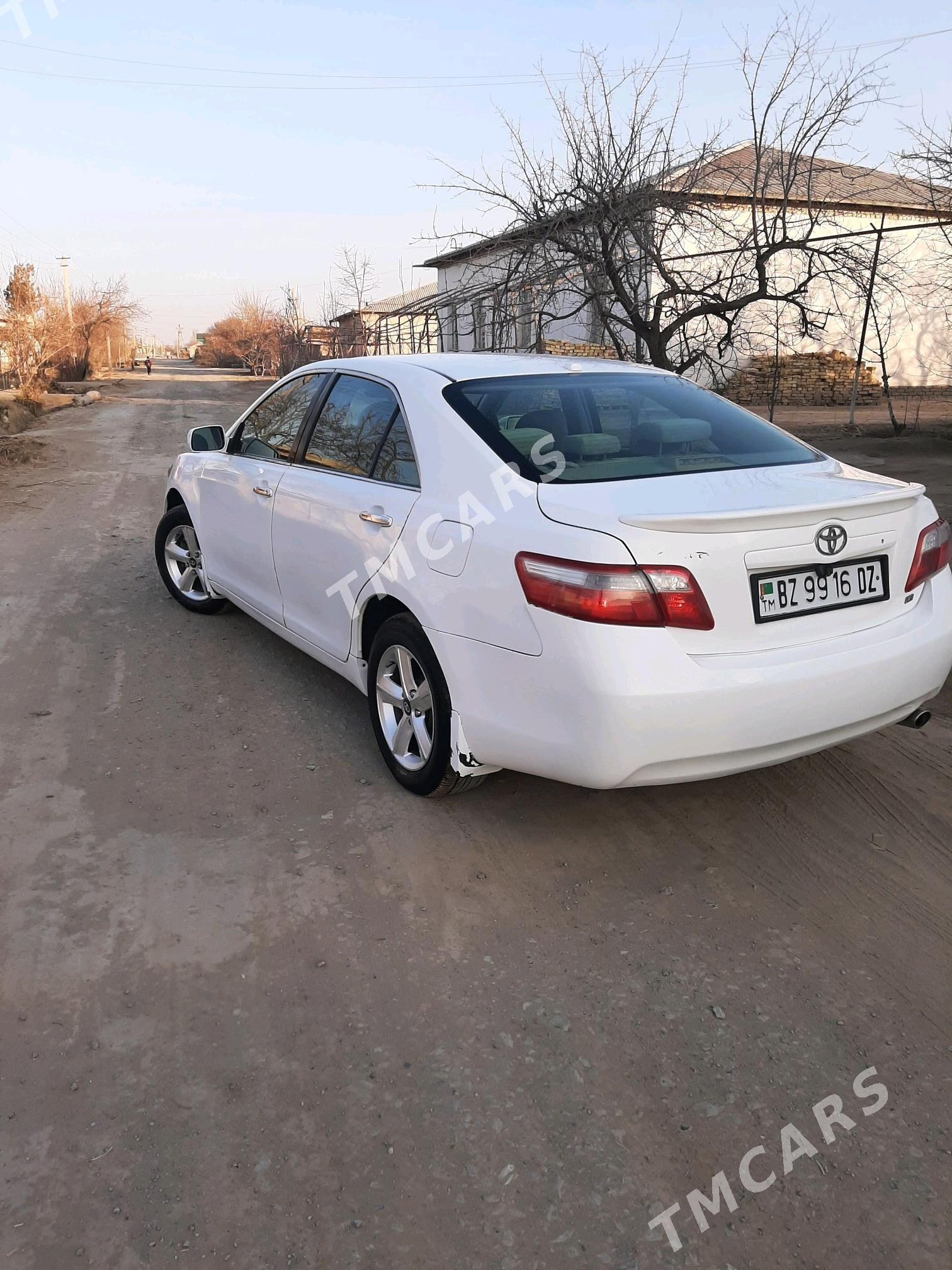 Toyota Camry 2007 - 117 000 TMT - Şabat etr. - img 3