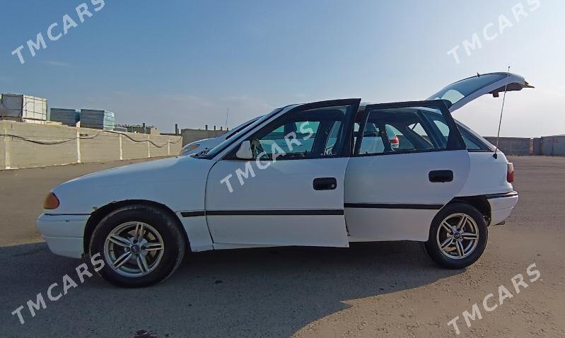 Opel Astra 1992 - 29 000 TMT - Анев - img 5