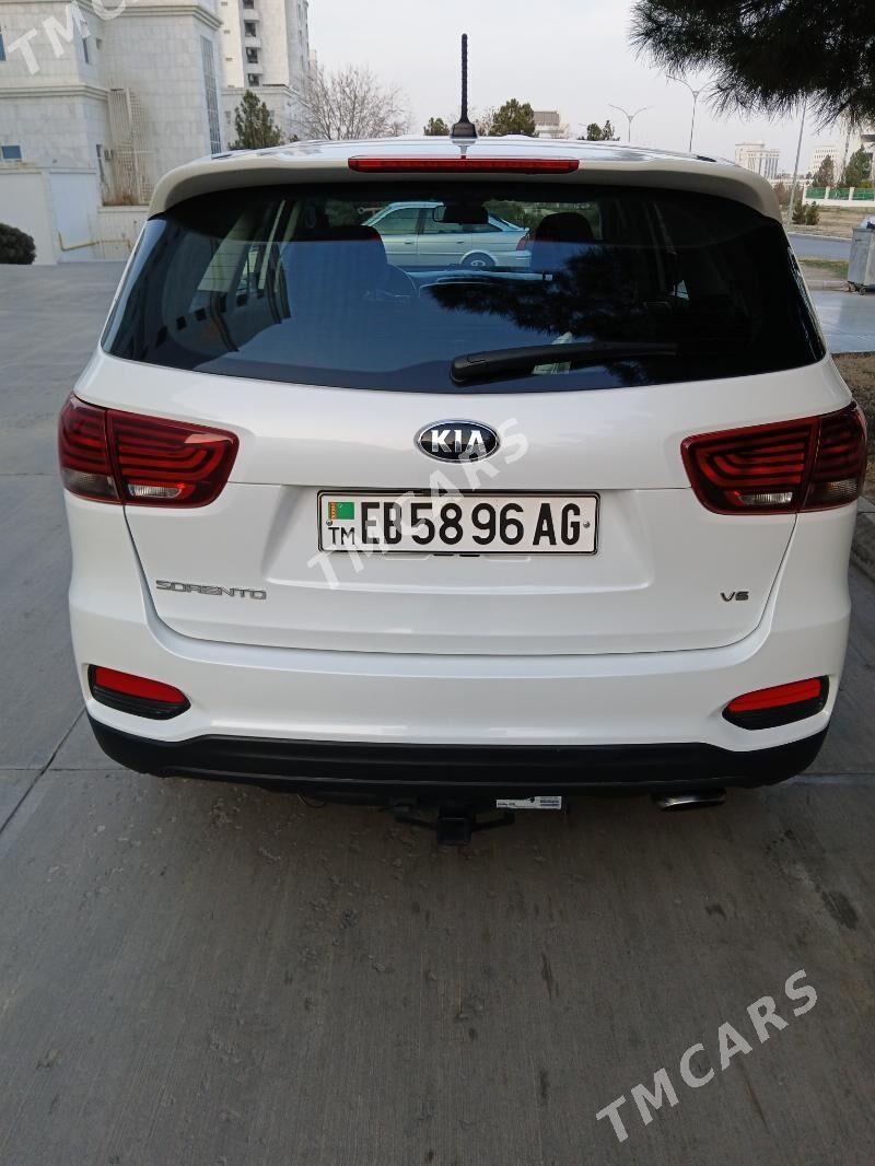 Kia Sorento 2018 - 260 000 TMT - Türkmenbaşy şaýoly - img 2