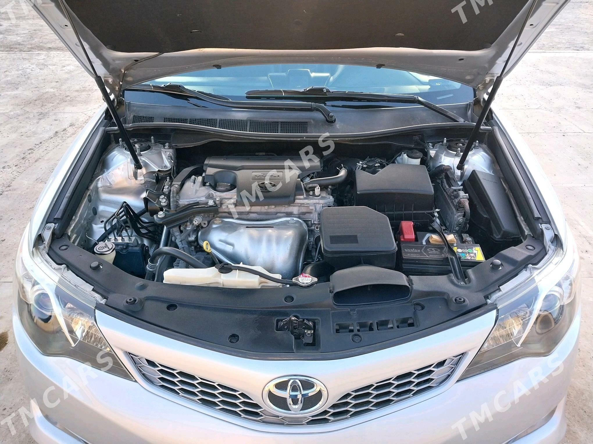 Toyota Camry 2014 - 245 000 TMT - Мары - img 5