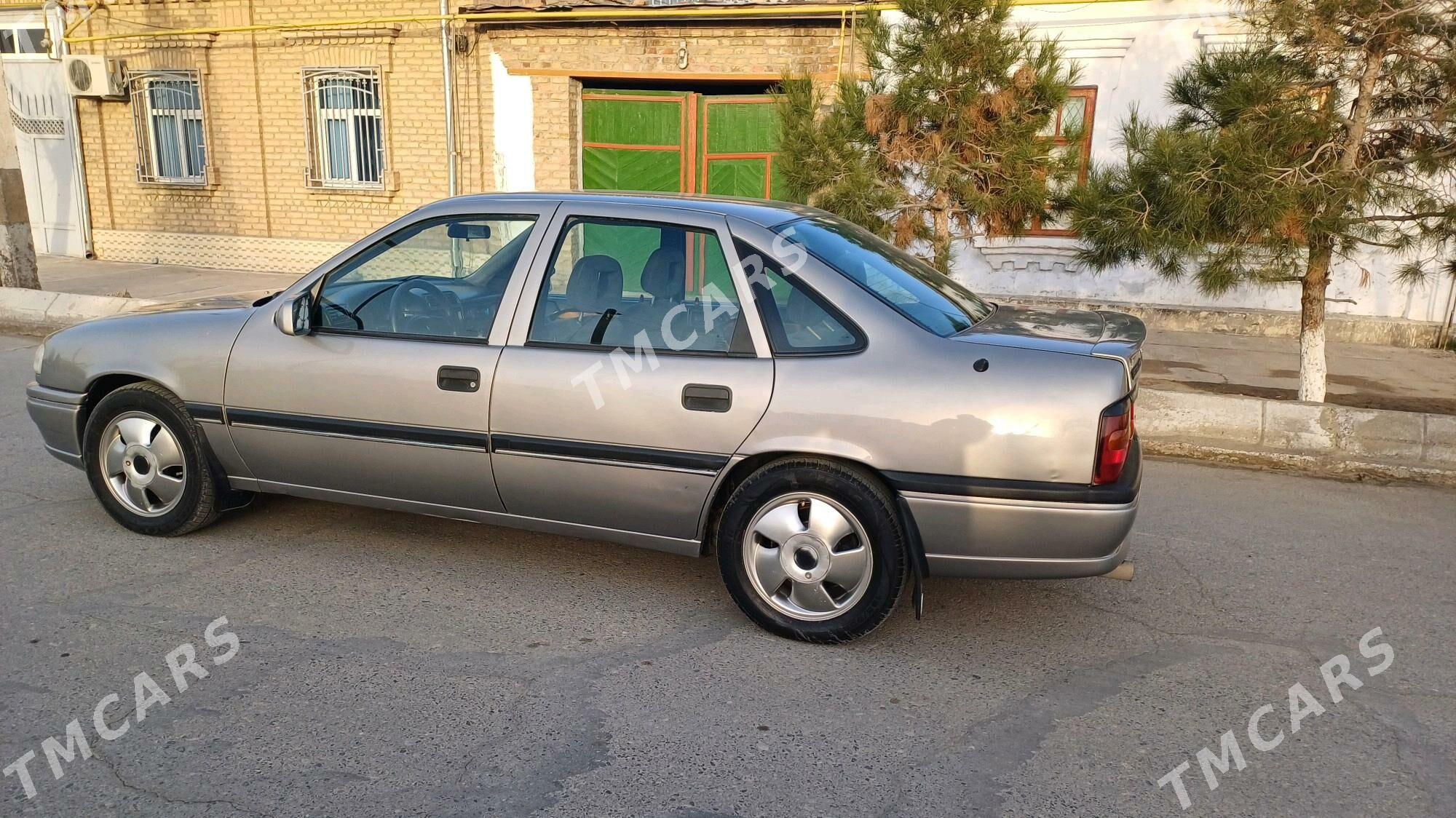 Opel Vectra 1993 - 40 000 TMT - Туркменабат - img 3