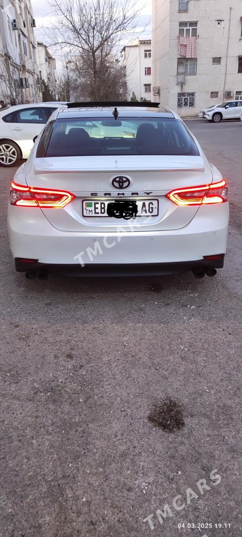 Toyota Camry 2021 - 550 000 TMT - Aşgabat - img 3