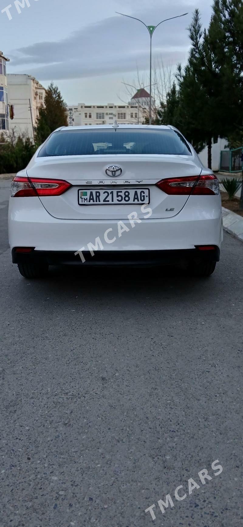 Toyota Camry 2019 - 290 000 TMT - Ашхабад - img 4