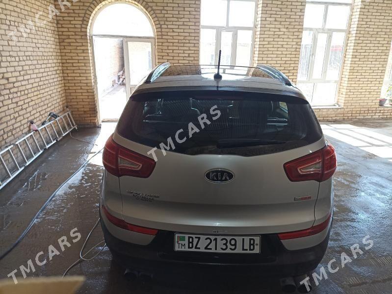 Kia Sportage 2011 - 170 000 TMT - Türkmenabat - img 10