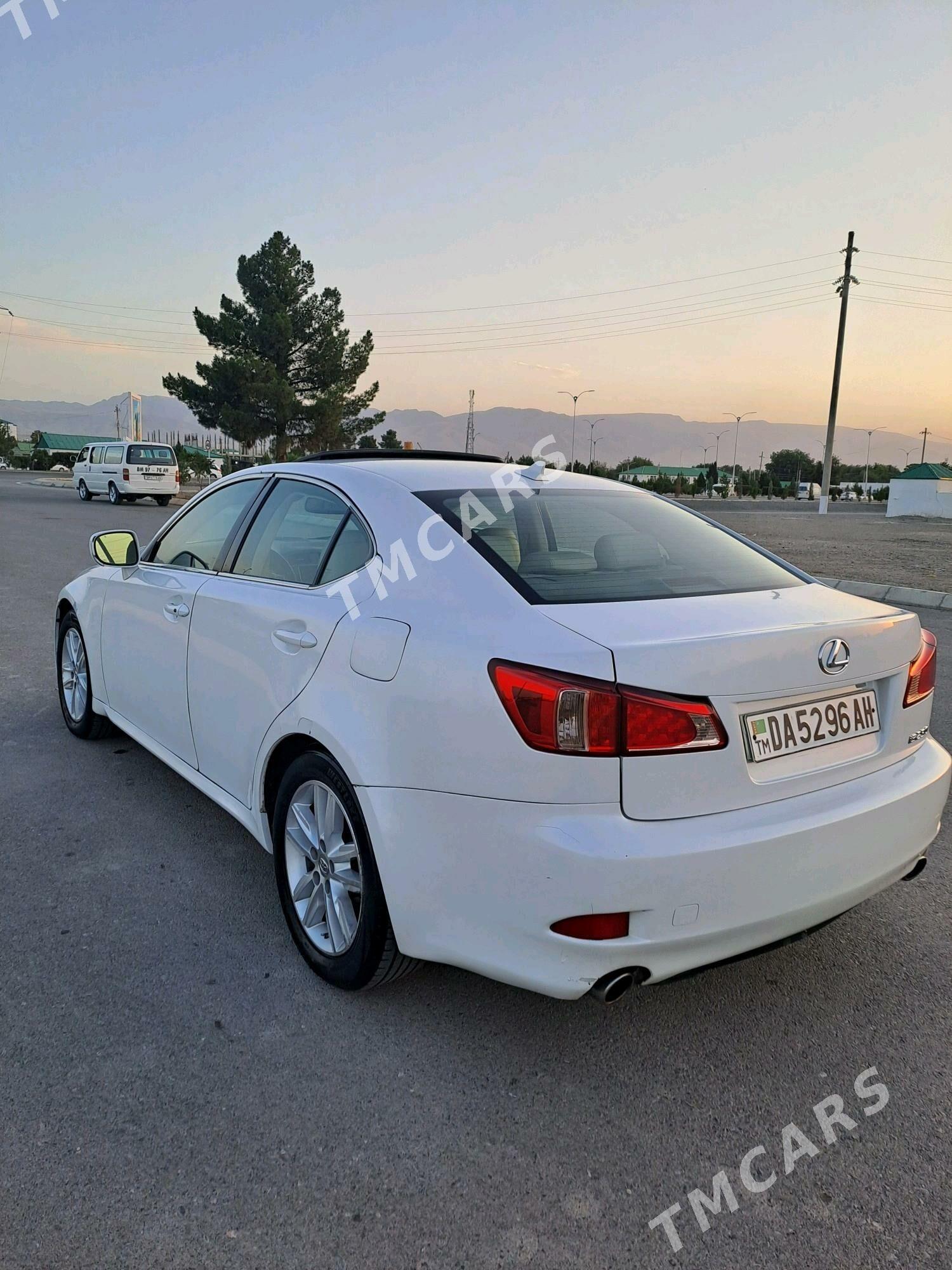 Lexus IS 250 2011 - 135 000 TMT - Ашхабад - img 9