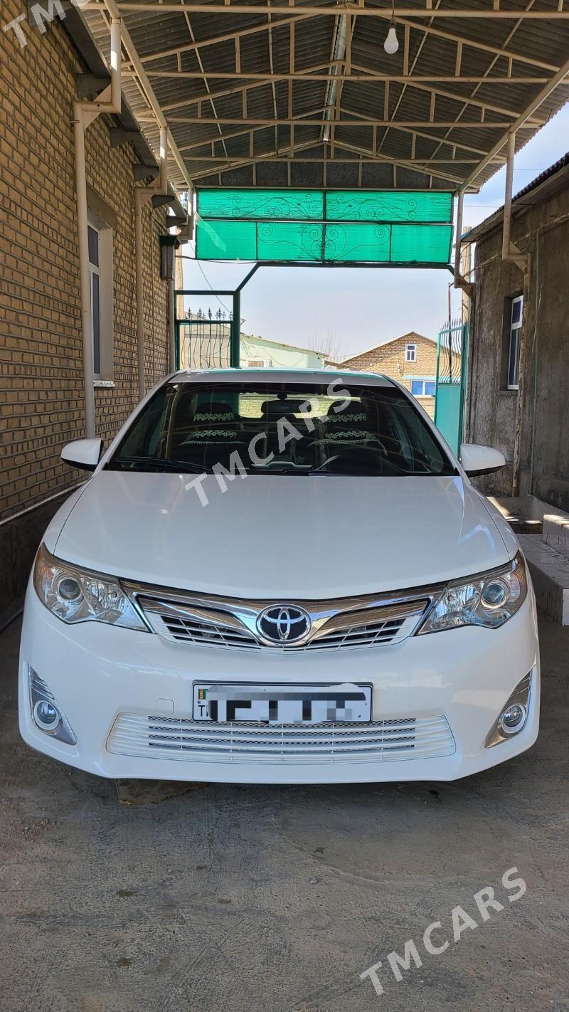 Toyota Camry 2012 - 170 000 TMT - Kaka - img 3