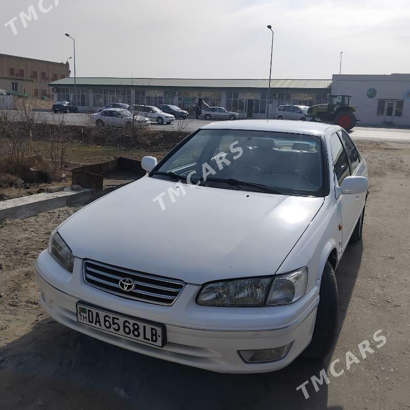 Toyota Camry 2001 - 148 000 TMT - Чарджоу - img 3