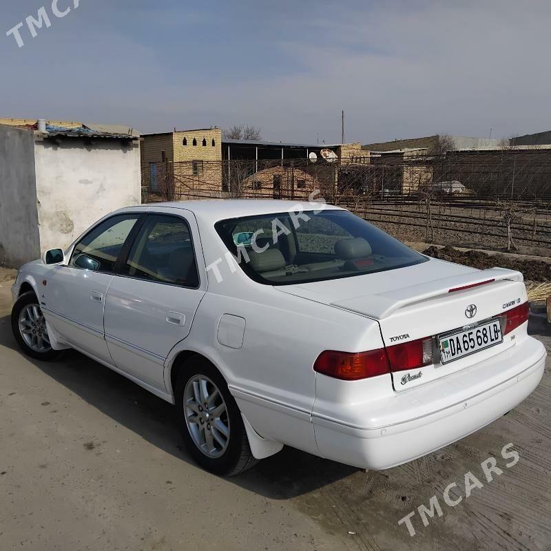 Toyota Camry 2001 - 148 000 TMT - Чарджоу - img 4