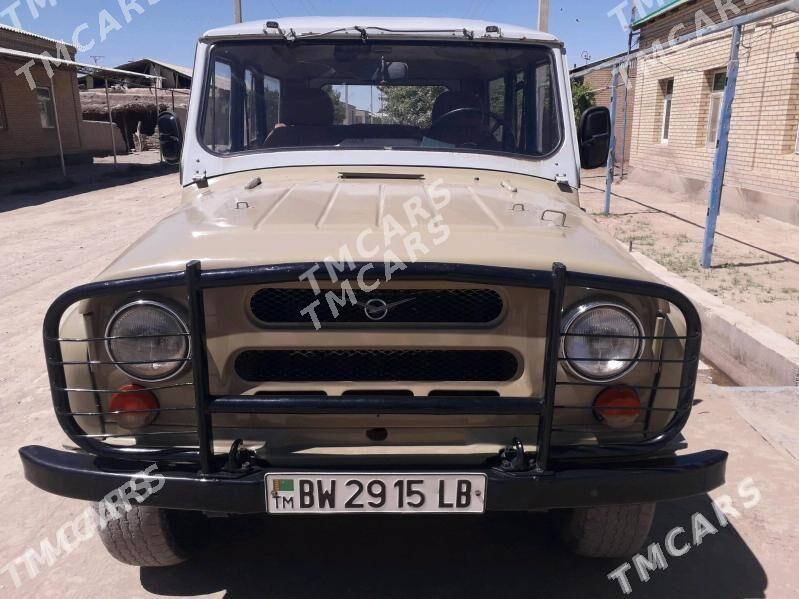 UAZ 469 1997 - 50 000 TMT - Фарап - img 4